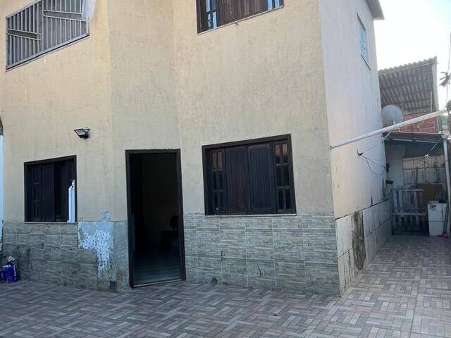 Casa para Venda em Ilhéus - 2